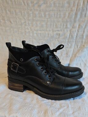 Taos Mini Crave Black Leather Ankle Boots — Size EU 38 / US 7–7.5